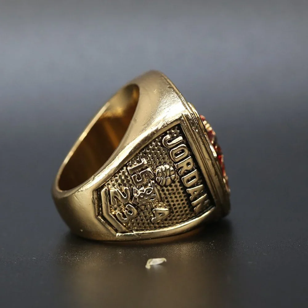 Chicago Bulls 1993 Championship Ring Jordan Fan Edition - Picture 3 of 6